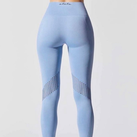 ALALA Essential Seamless Leggings Blue Womens Medium Sculpt Fit Tights High Rise - Picture 6 of 11